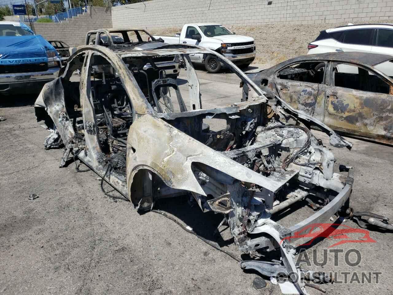 TESLA MODEL Y 2021 - 5YJYGAEE3MF216764