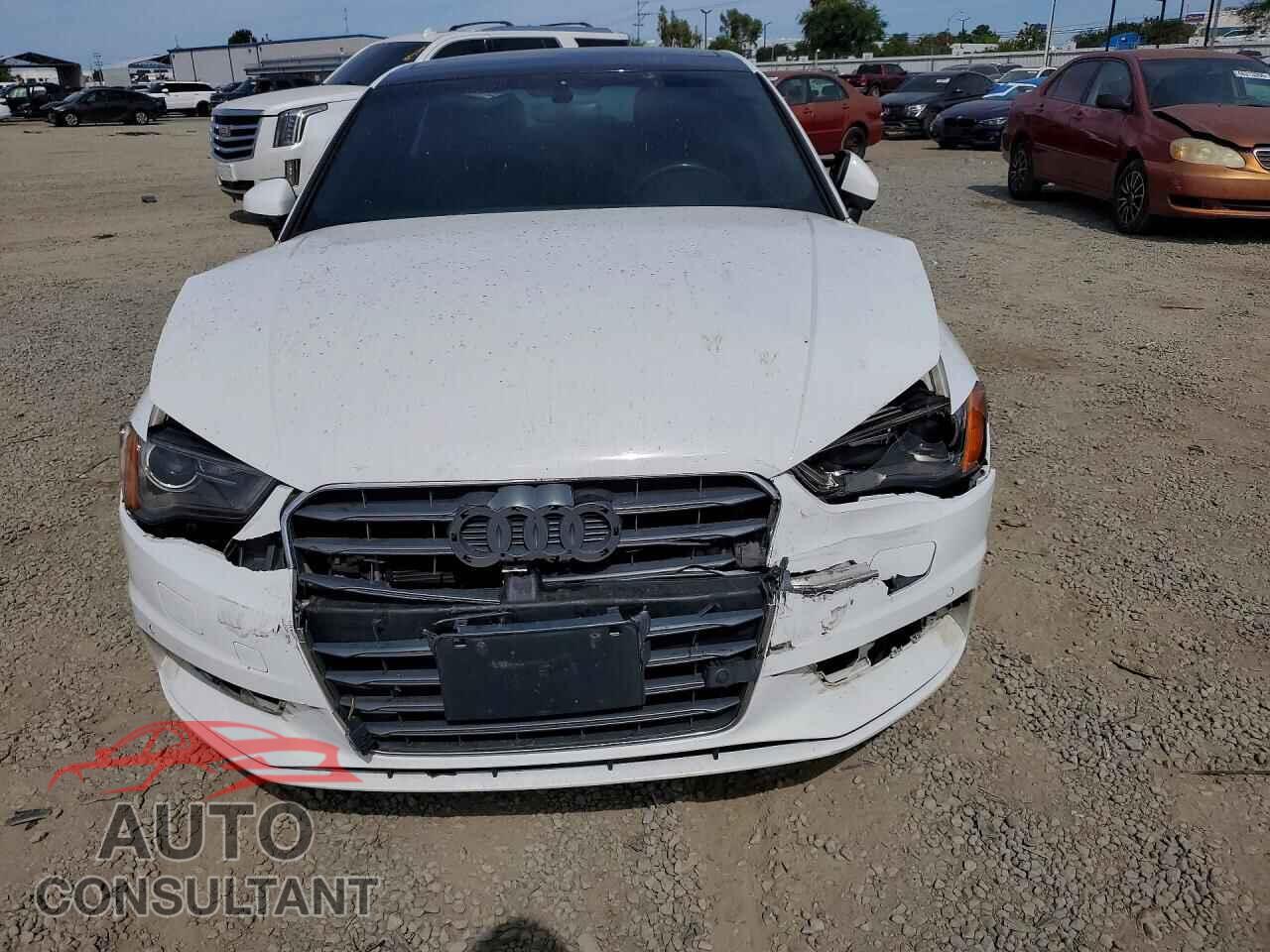 AUDI A3 2016 - WAUA7GFF5G1024283