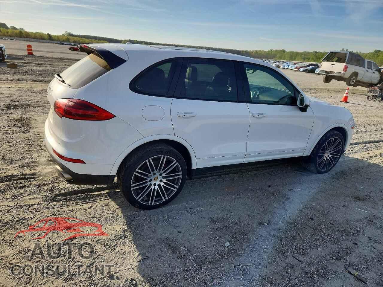 PORSCHE CAYENNE 2017 - WP1AA2A25HKA87471