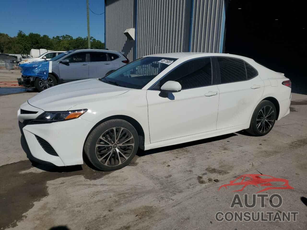 TOYOTA CAMRY 2020 - 4T1G11AK6LU989836