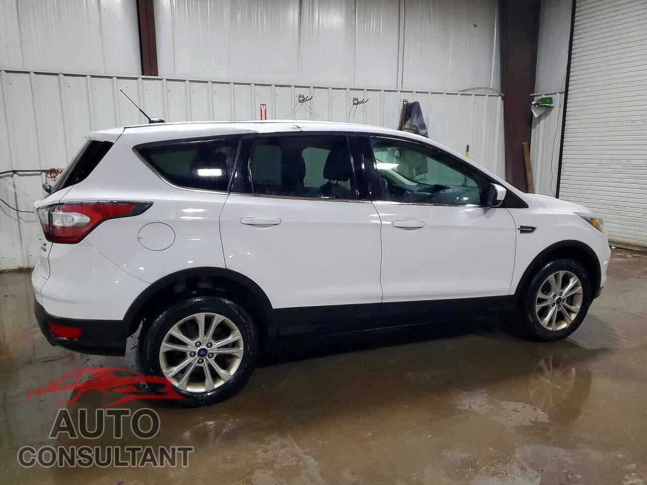 FORD ESCAPE 2017 - 1FMCU9GD7HUA78144