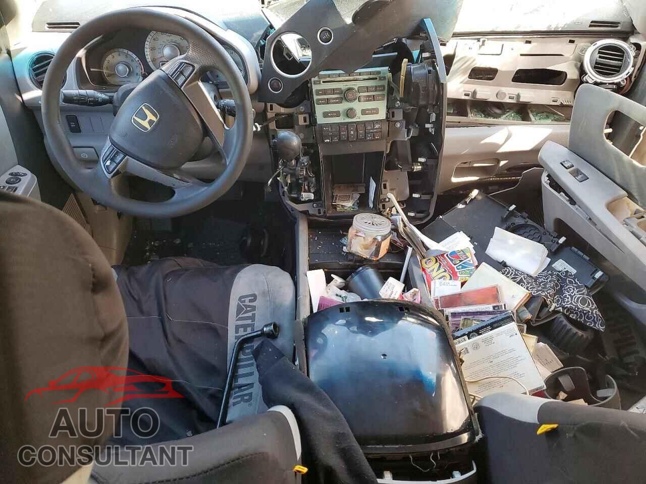 HONDA PILOT 2011 - 5FNYF4H43BB013877
