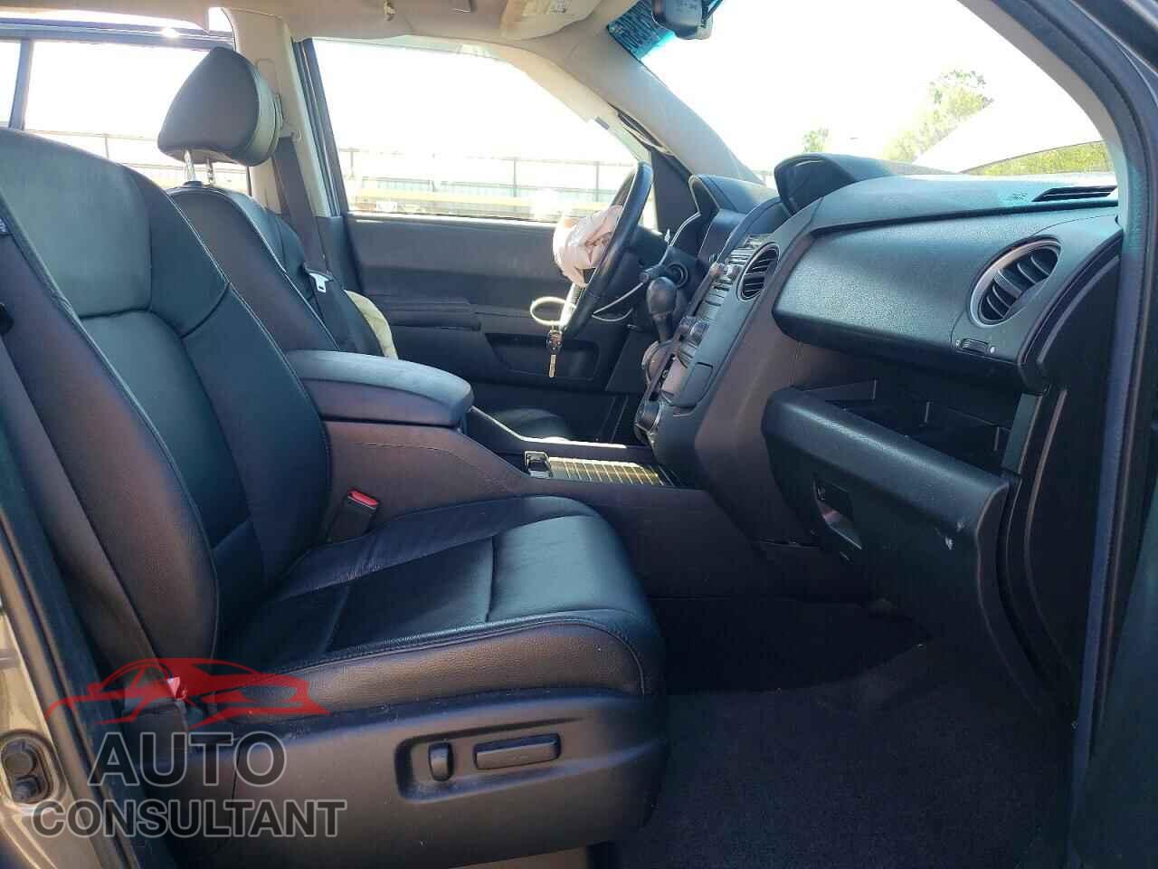 HONDA PILOT 2012 - 5FNYF4H65CB064199