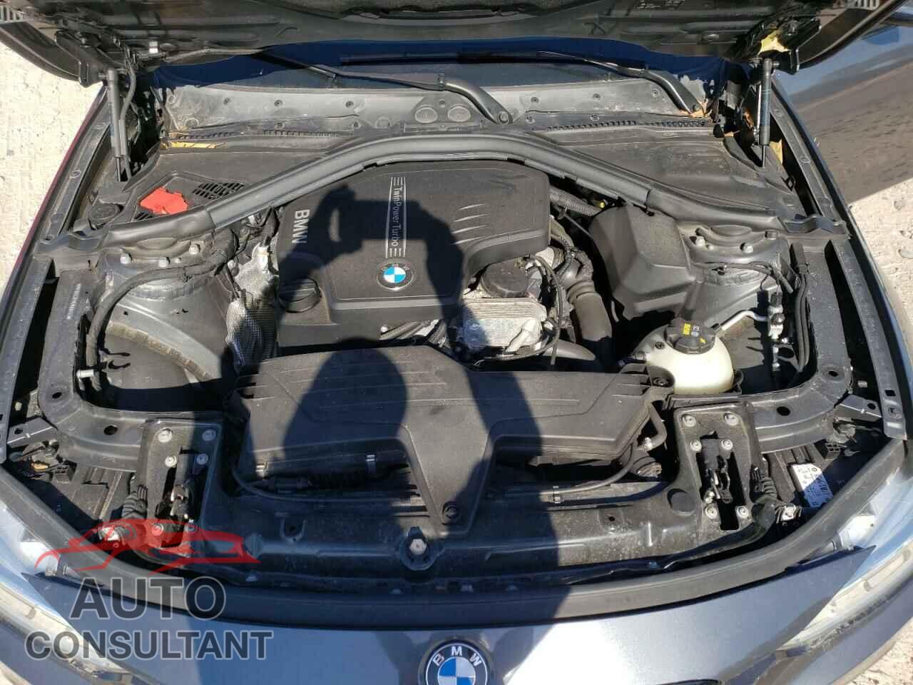 BMW 3 SERIES 2016 - WBA8E3G58GNU01443