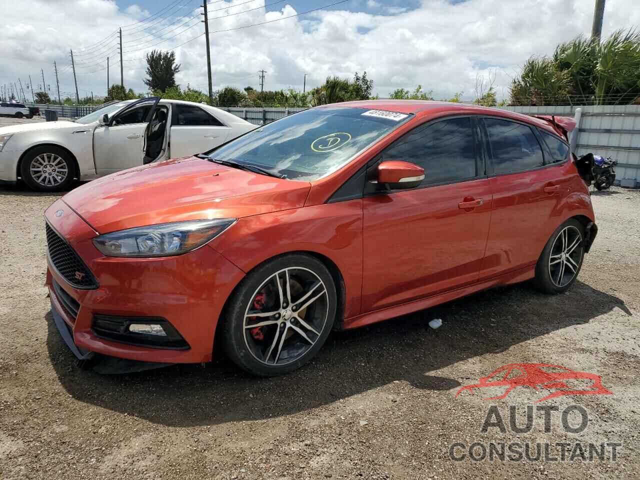 FORD FOCUS 2018 - 1FADP3L96JL265939