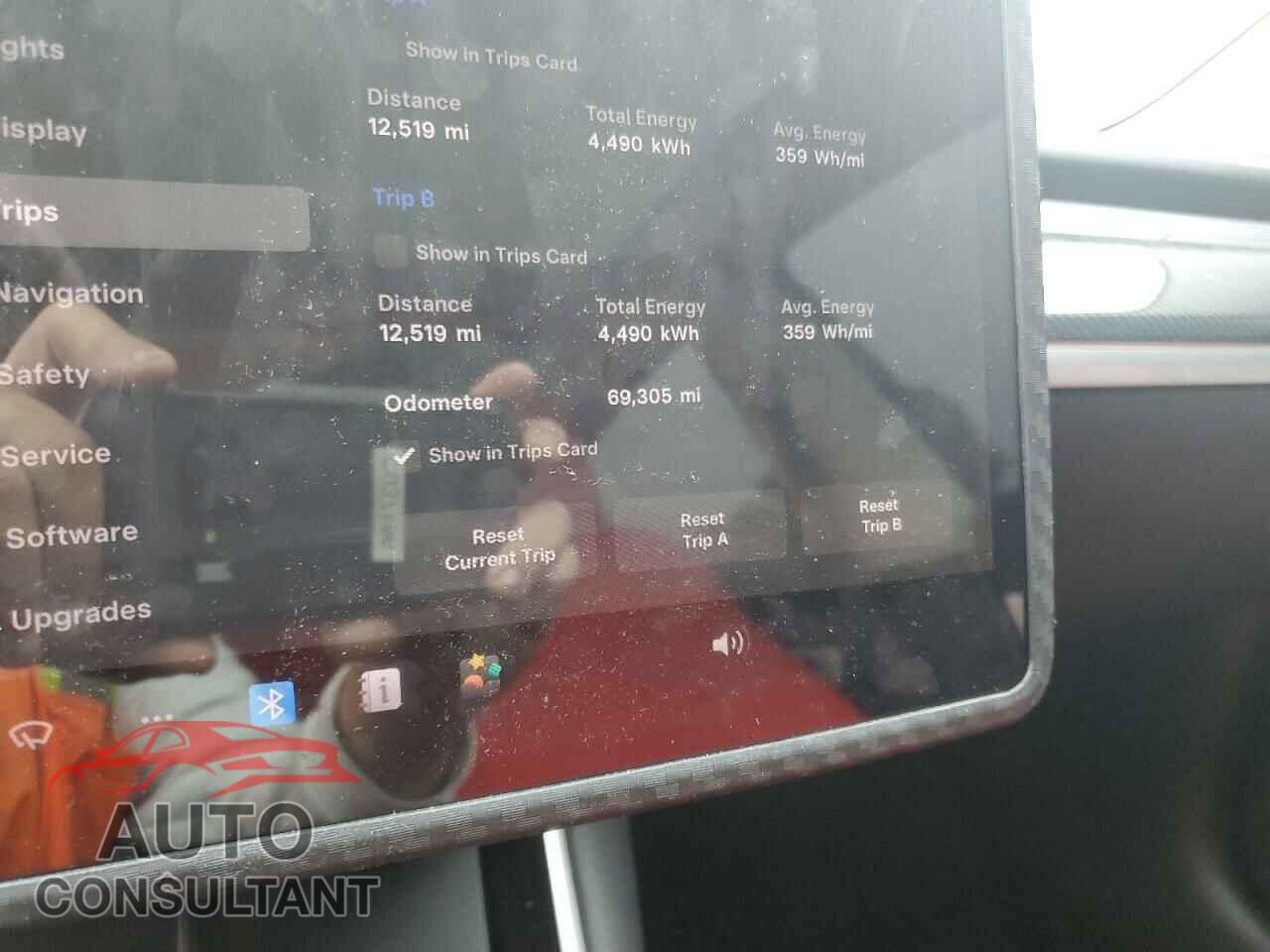 TESLA MODEL 3 2018 - 5YJ3E1EA5JF155281