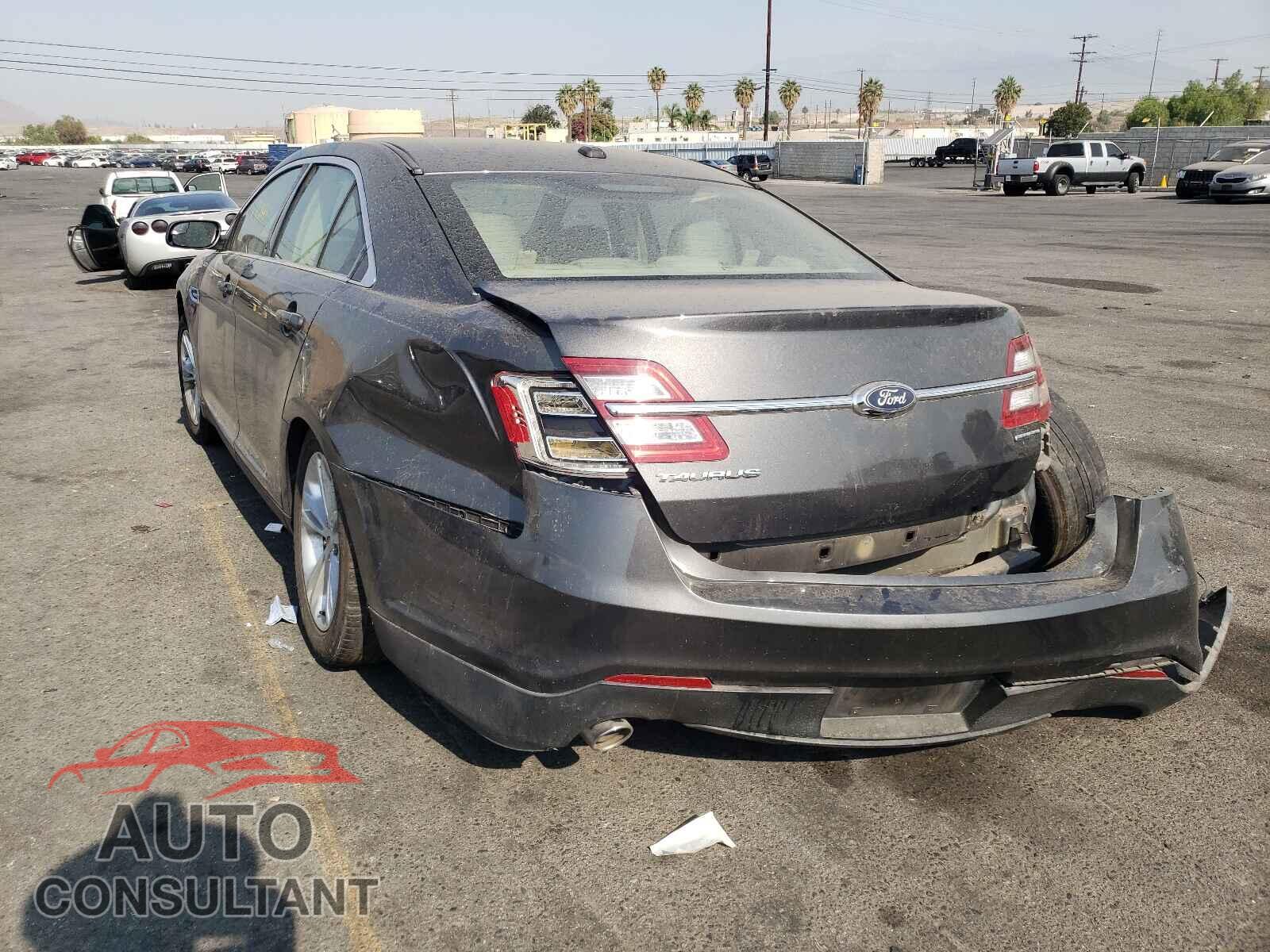 FORD TAURUS 2017 - 1FAHP2D84HG105756