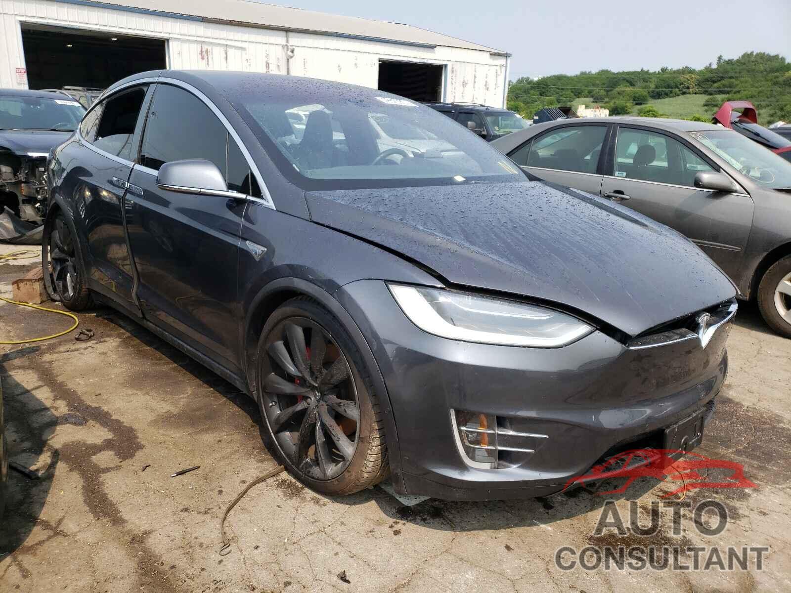 TESLA MODEL X 2016 - 5YJXCBE49GF015041