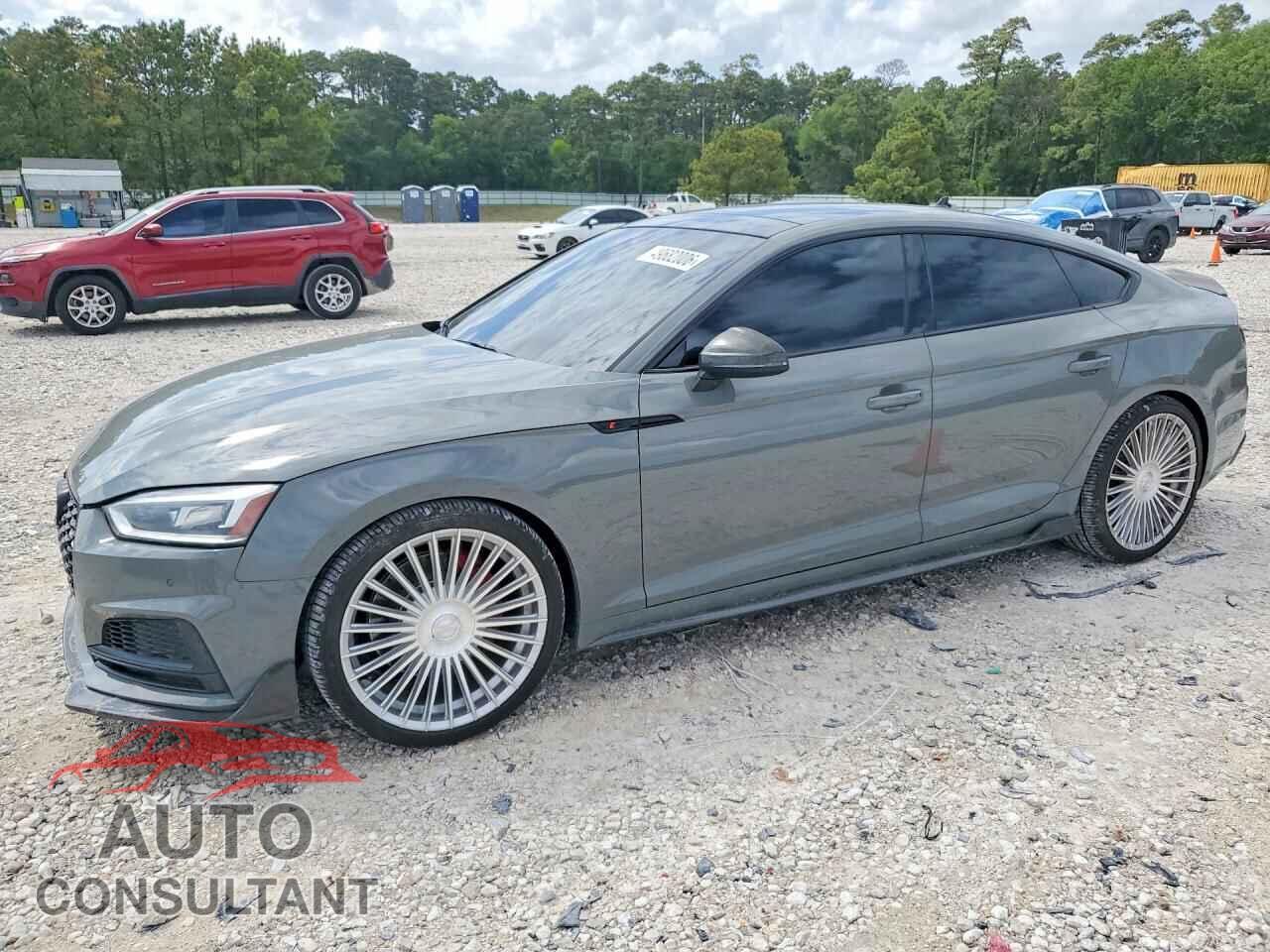 AUDI S5/RS5 2019 - WAUB4CF59KA081155