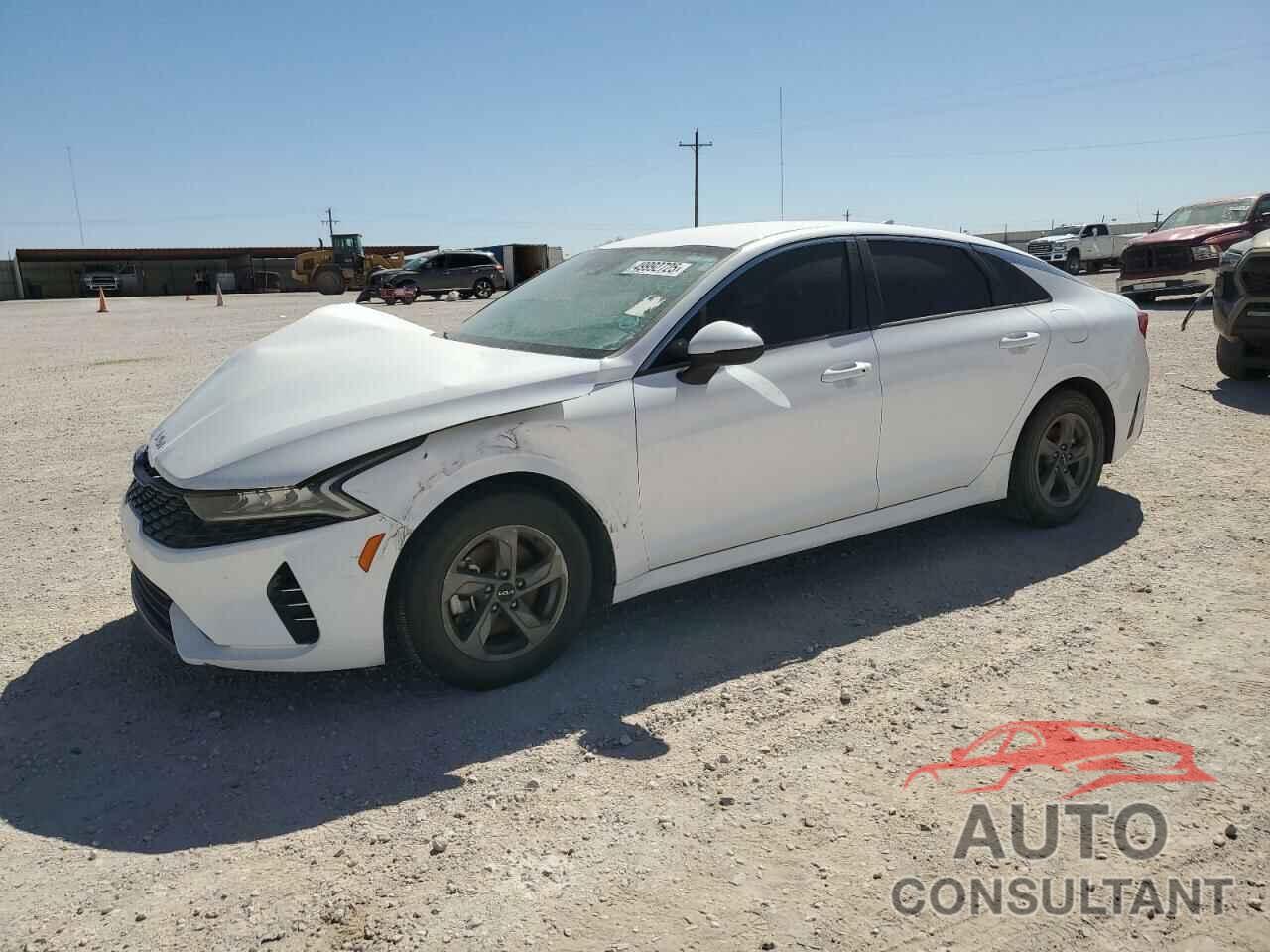 KIA K5 2022 - 5XXG14J25NG138240