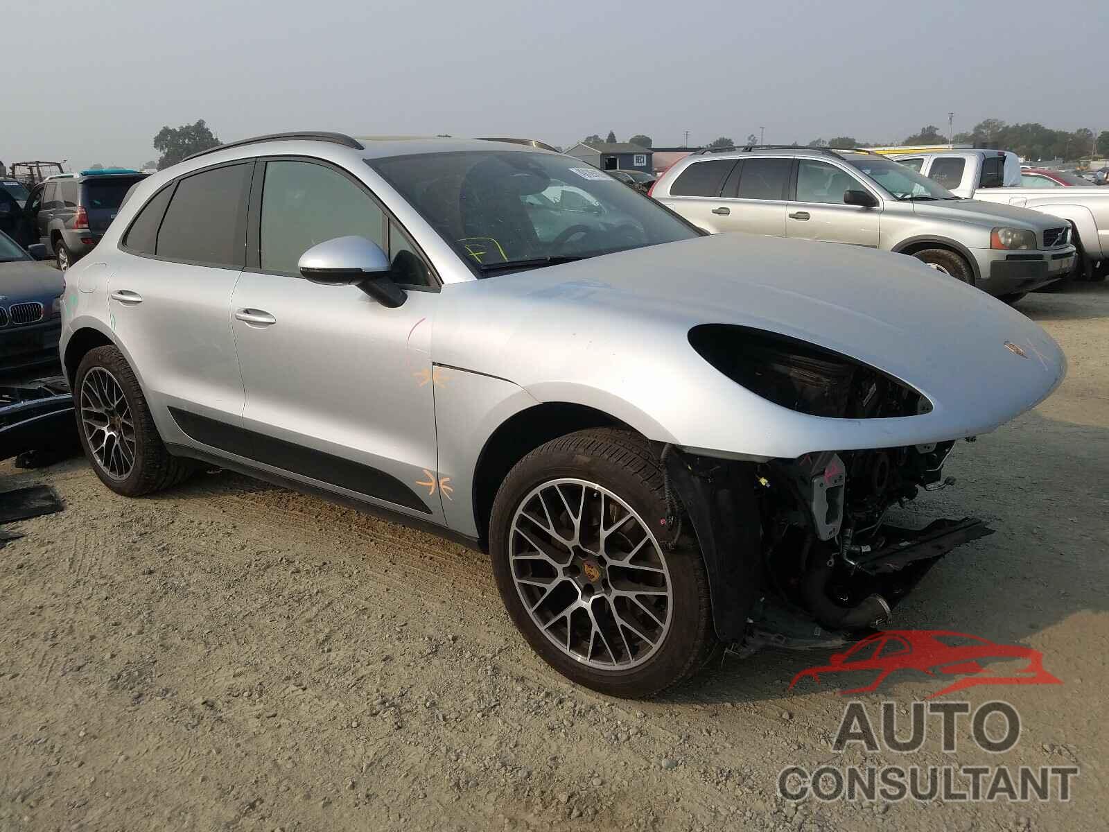 PORSCHE MACAN 2018 - WP1AA2A53JLB00809