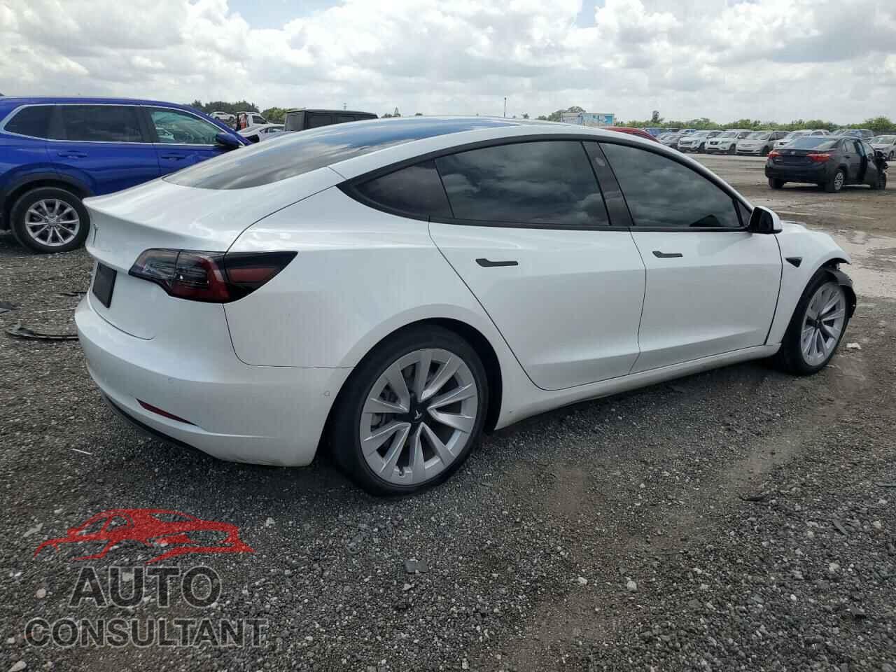 TESLA MODEL 3 2021 - 5YJ3E1EAXMF046092