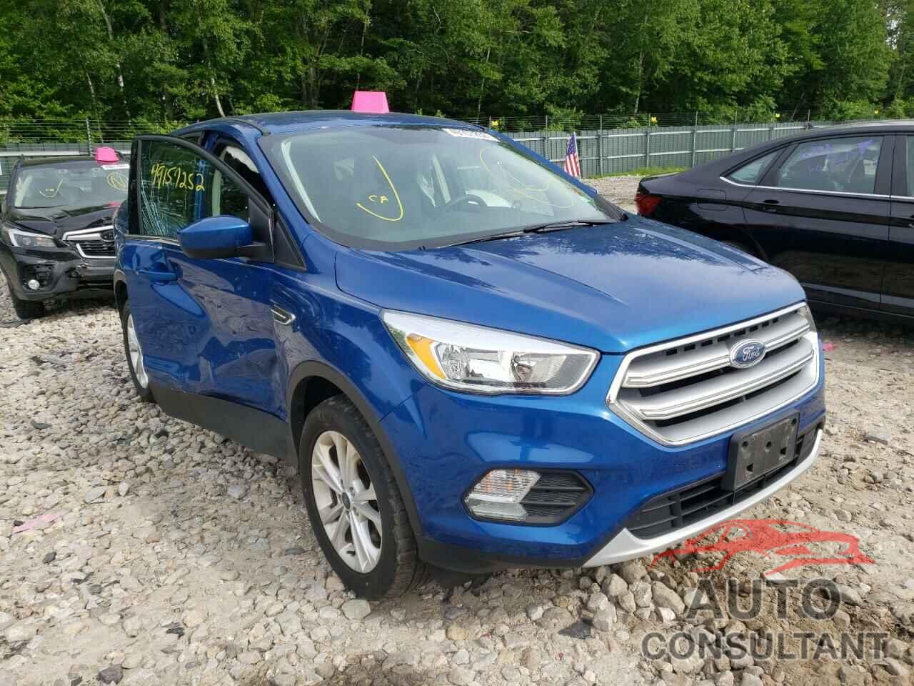 FORD ESCAPE 2017 - 1FMCU9GD8HUB34253