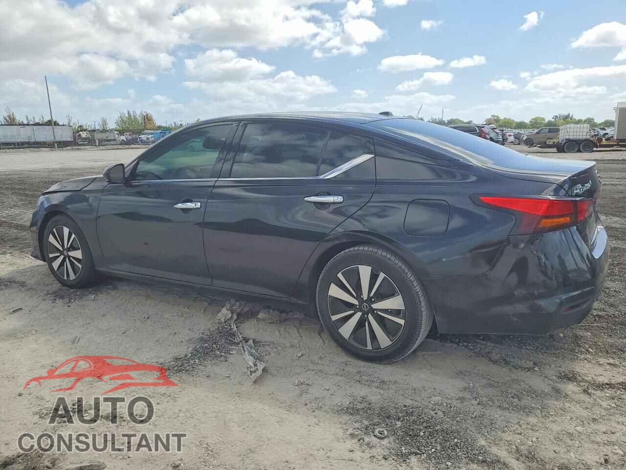 NISSAN ALTIMA 2019 - 1N4BL4EV1KC194489