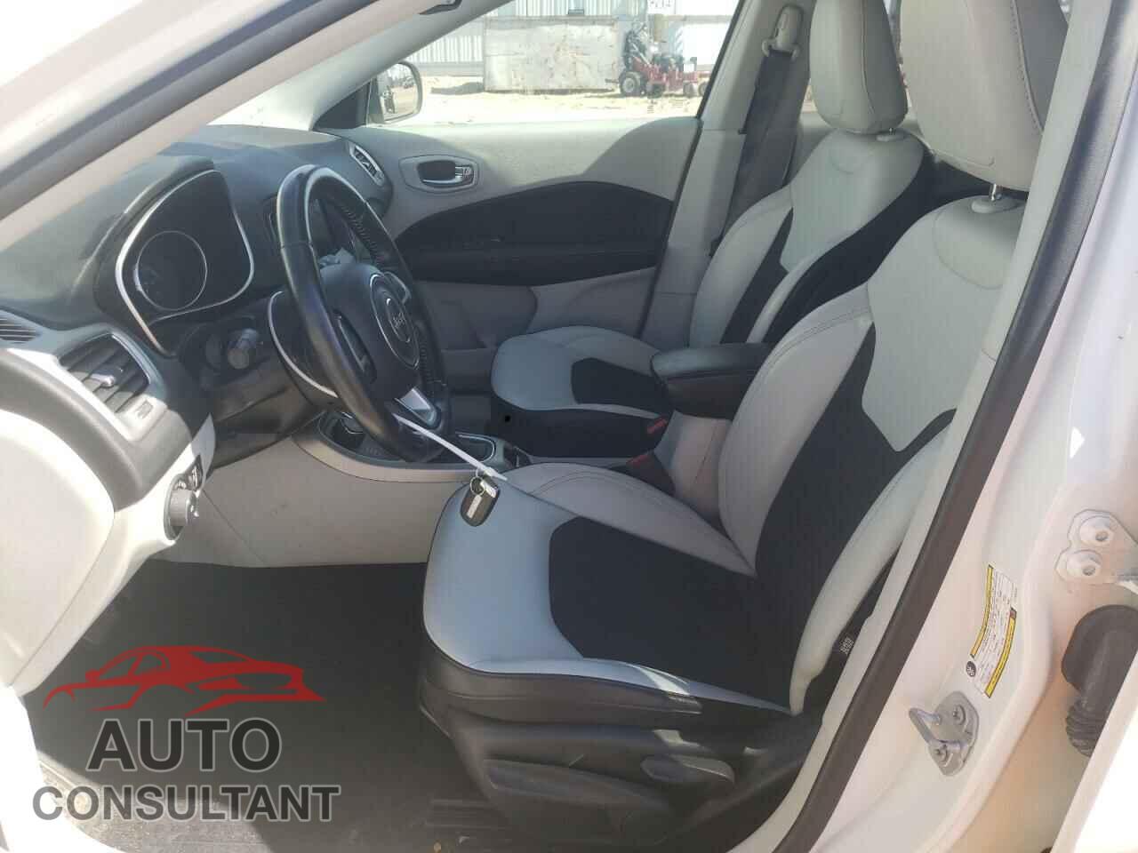JEEP COMPASS 2020 - 3C4NJDBB8LT124727