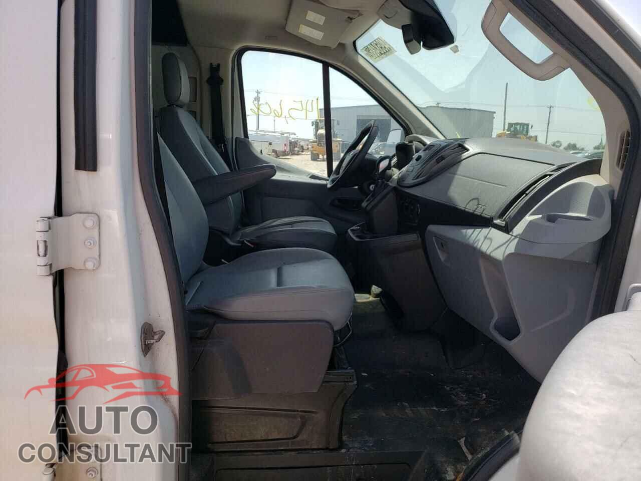 FORD TRANSIT 2018 - 1FTYR2ZM7JKA02490