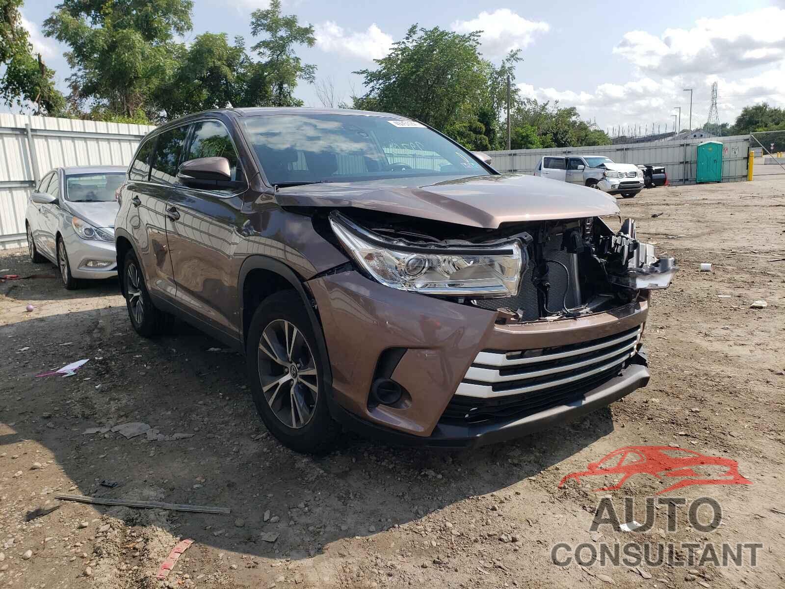TOYOTA HIGHLANDER 2019 - 5TDBZRFHXKS981180
