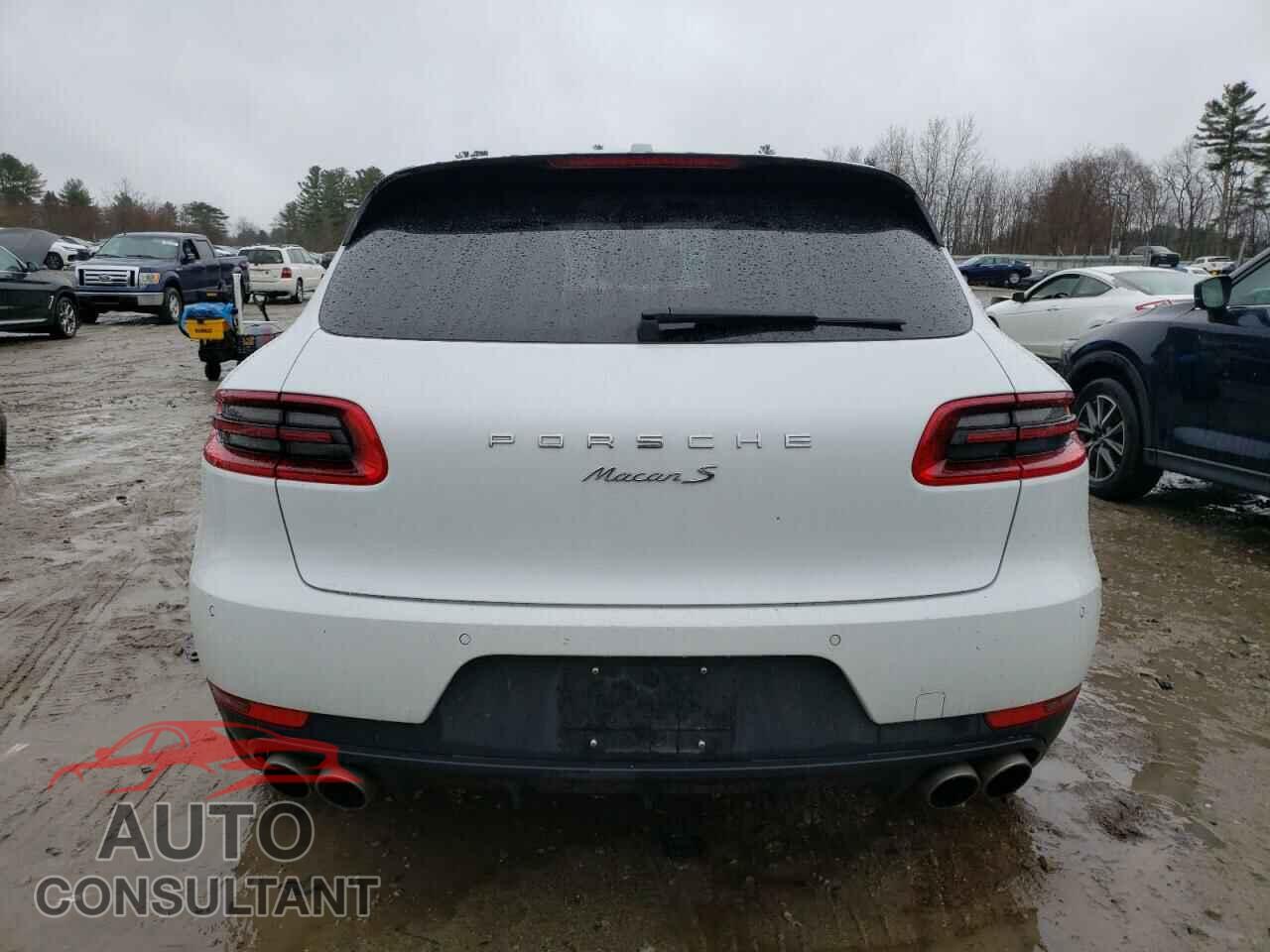 PORSCHE MACAN 2016 - WP1AB2A55GLB51556