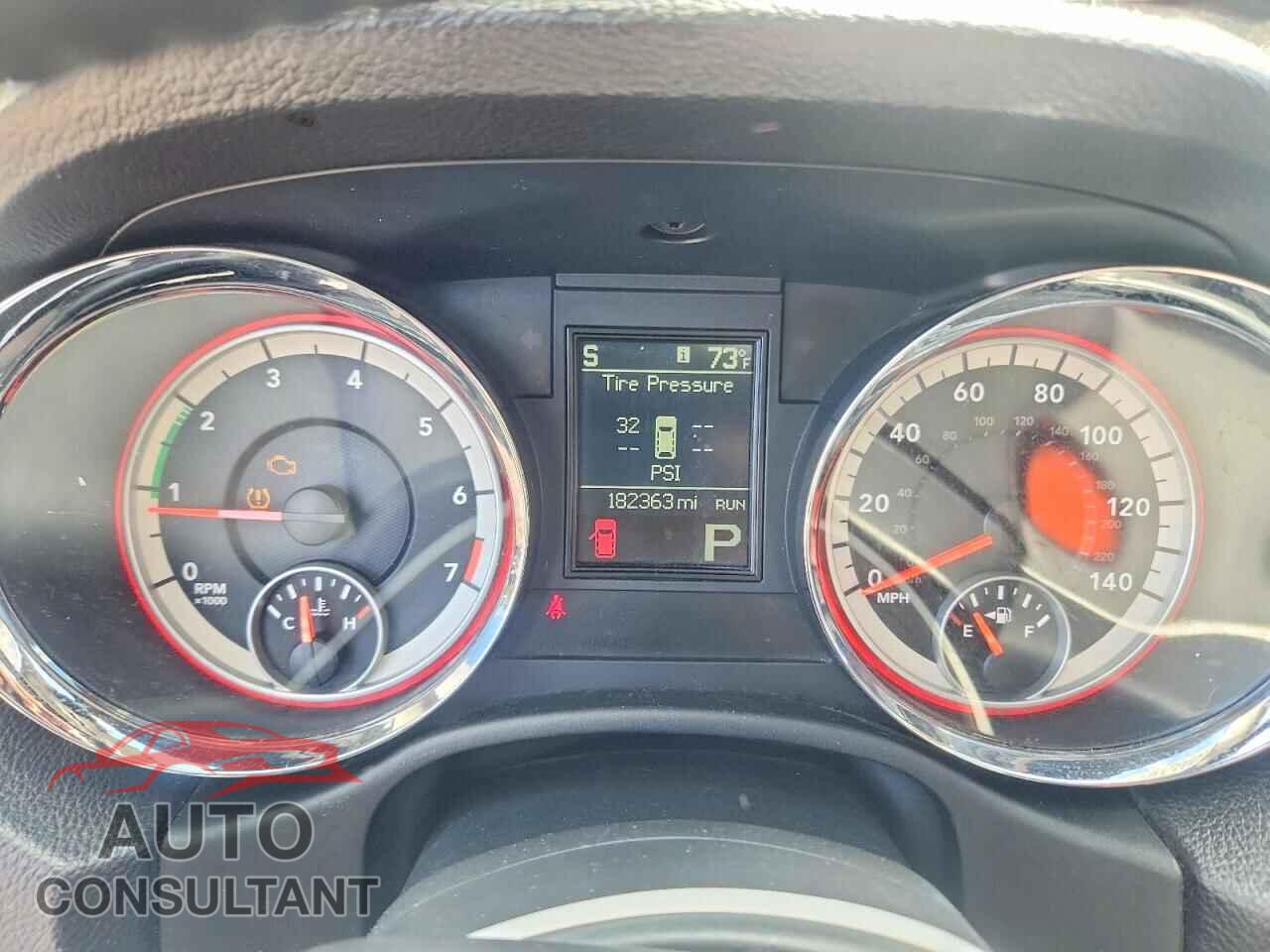 DODGE DURANGO 2012 - 1C4RDJDG9CC337200