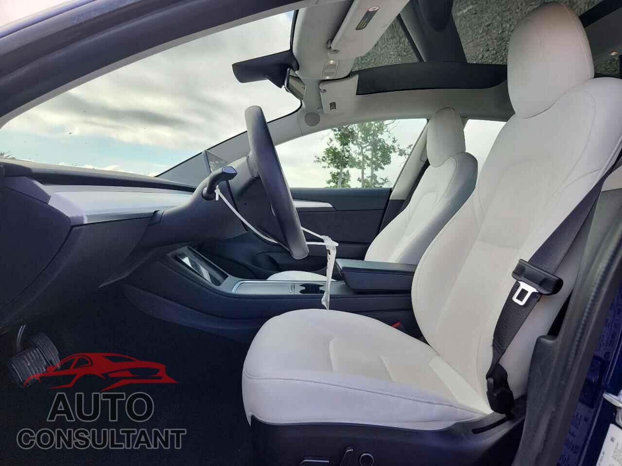 TESLA MODEL 3 2022 - 5YJ3E1EB5NF144232