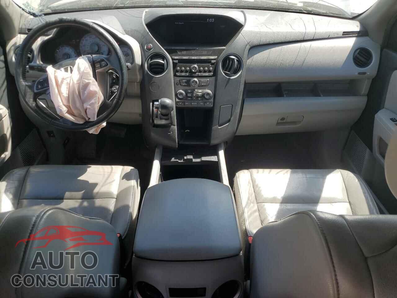 HONDA PILOT 2013 - 5FNYF3H56DB011109