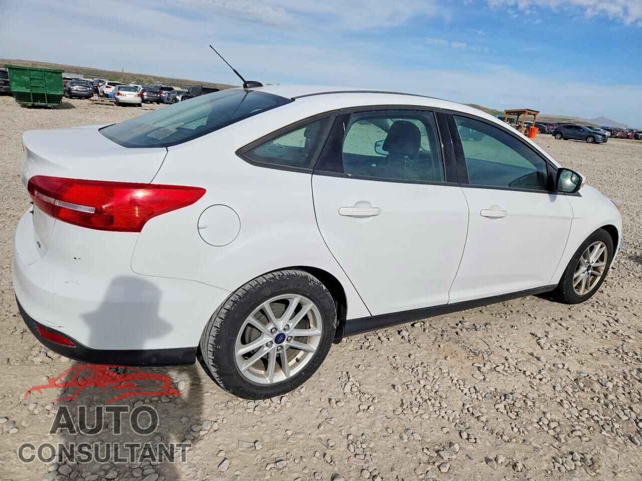 FORD FOCUS 2017 - 1FADP3F27HL304546