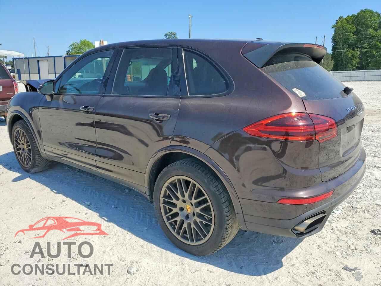 PORSCHE CAYENNE 2018 - WP1AA2A29JKA06039
