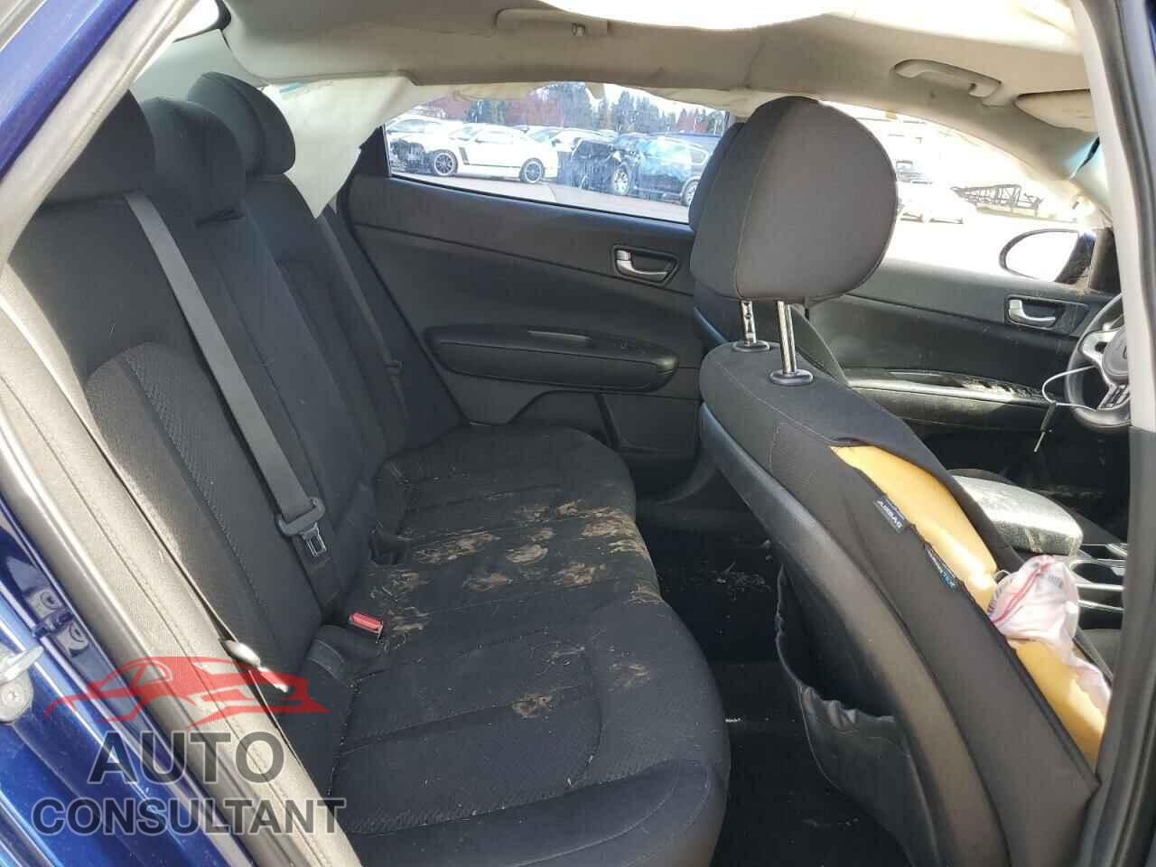 KIA OPTIMA 2018 - 5XXGT4L30JG258733