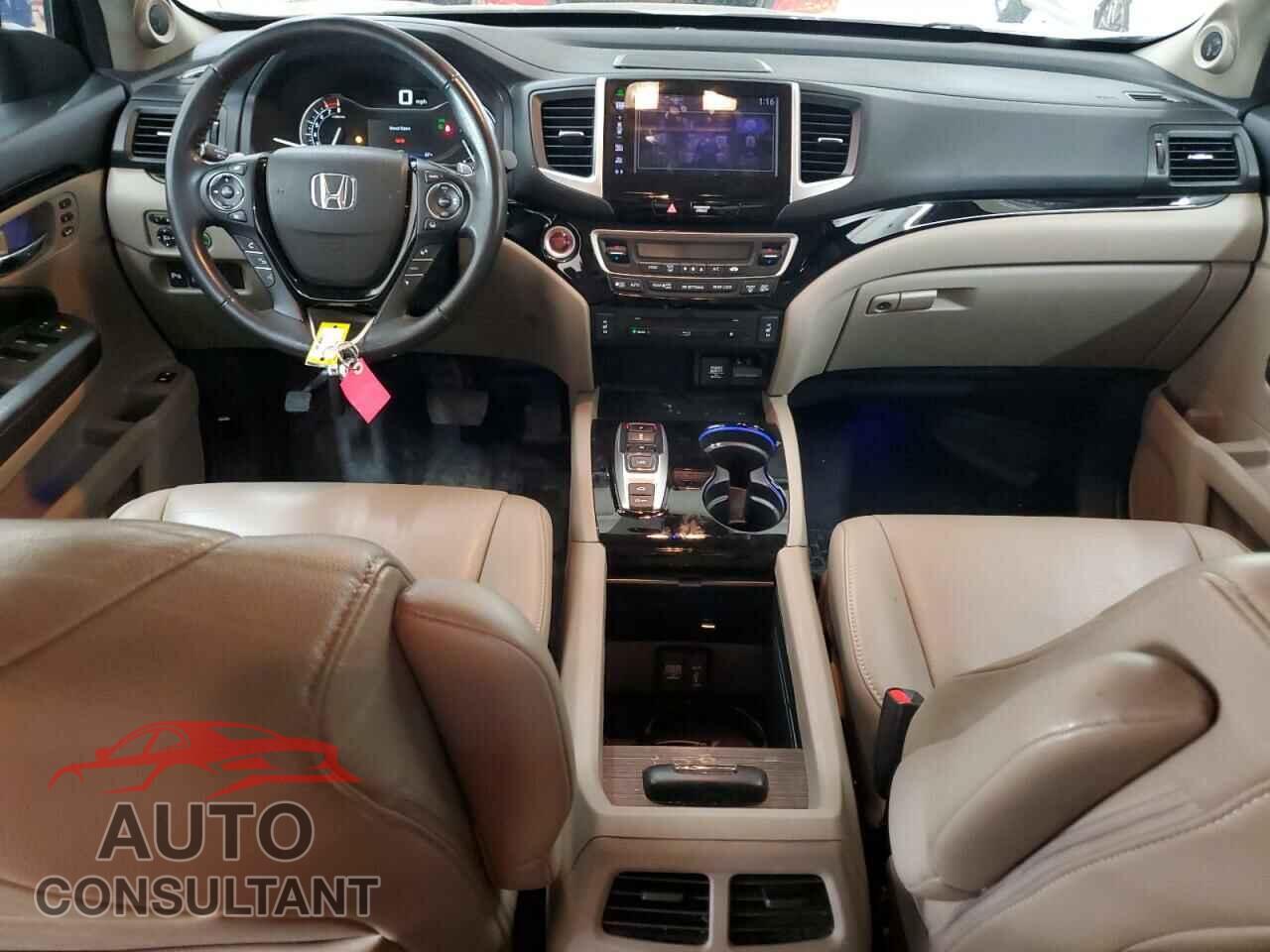 HONDA PILOT 2016 - 5FNYF6H96GB017159