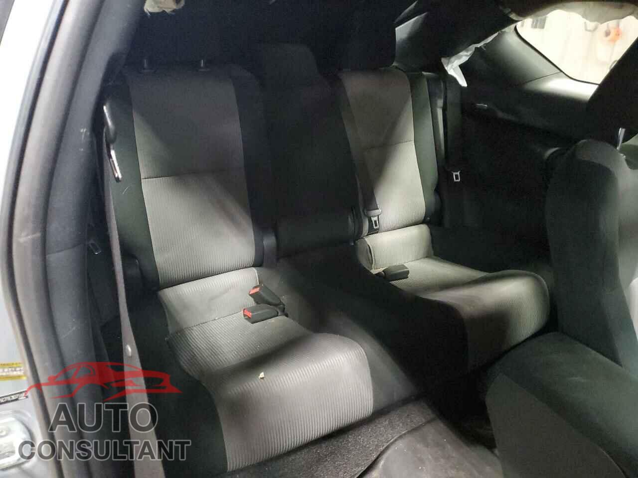 TOYOTA SCION 2014 - JTKJF5C71E3071683