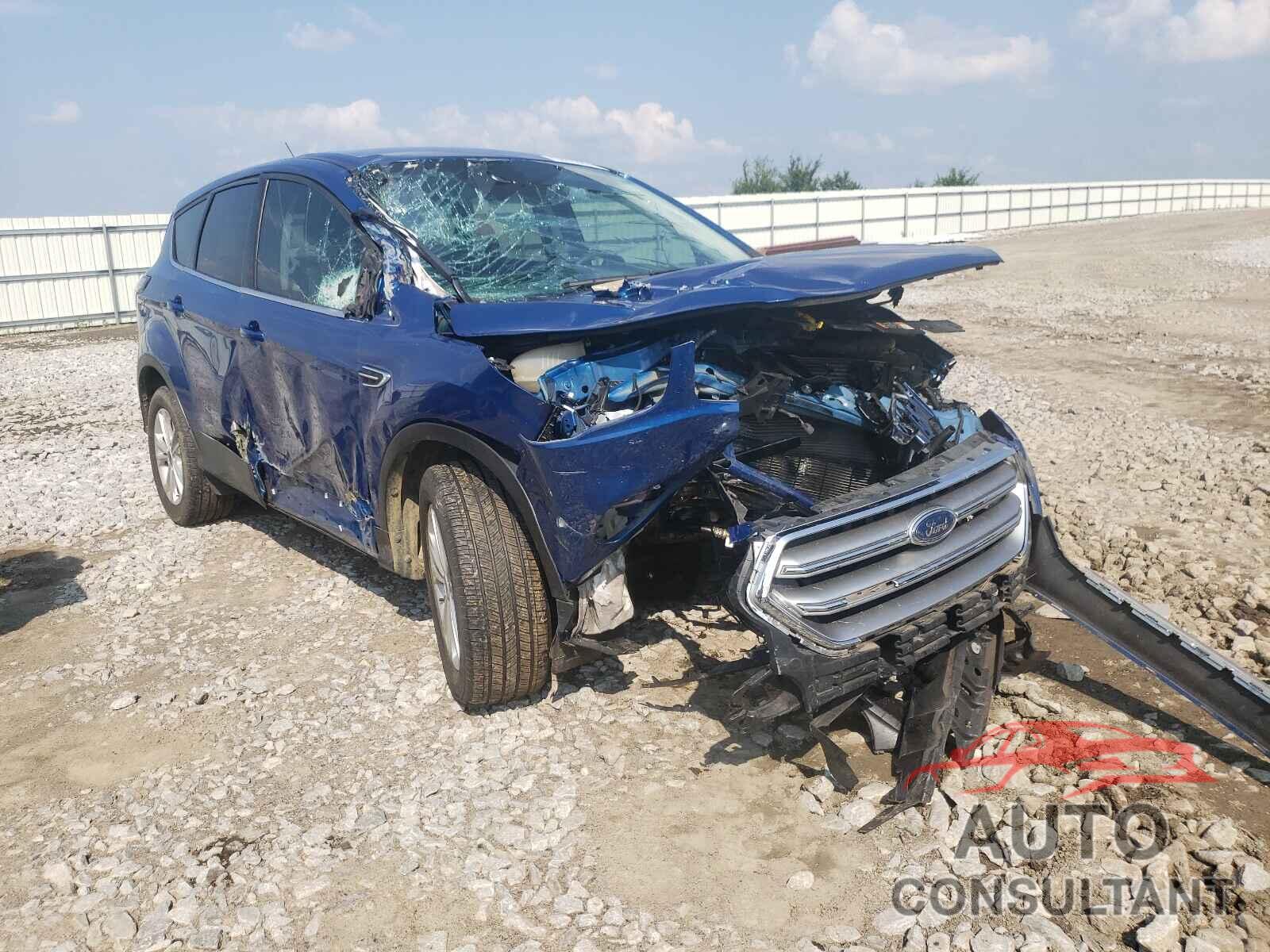 FORD ESCAPE 2017 - 1FMCU0GD0HUC63695