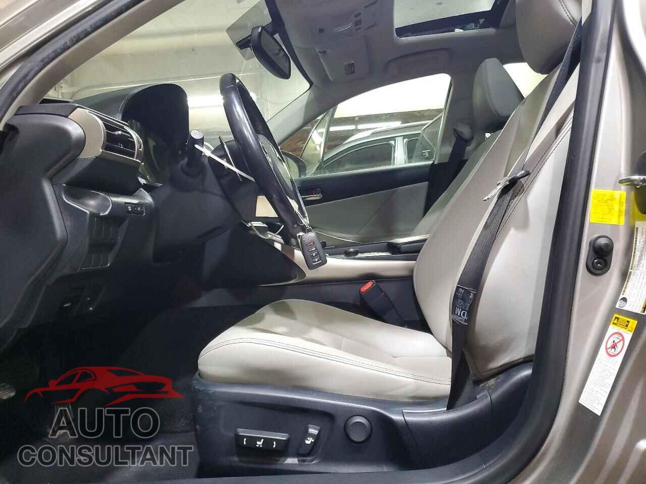 LEXUS IS 2016 - JTHCM1D27G5008319