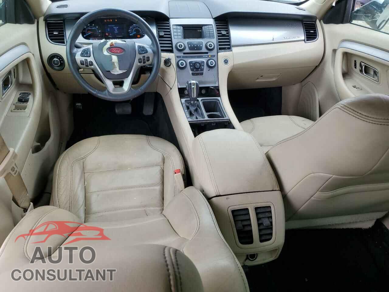 FORD TAURUS 2018 - 1FAHP2E8XJG103143
