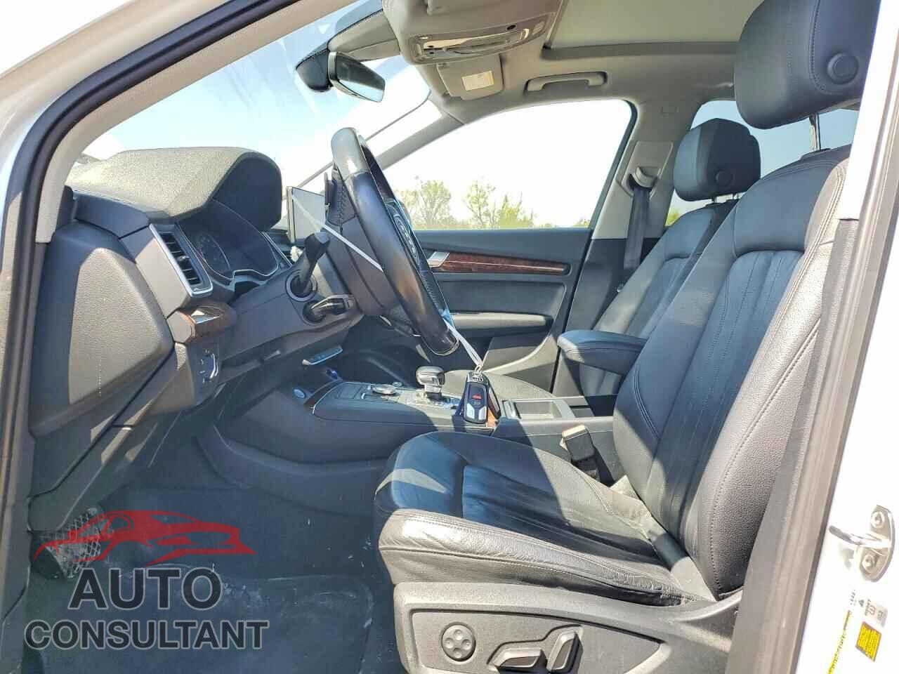 AUDI Q5 2018 - WA1ANAFY5J2004652