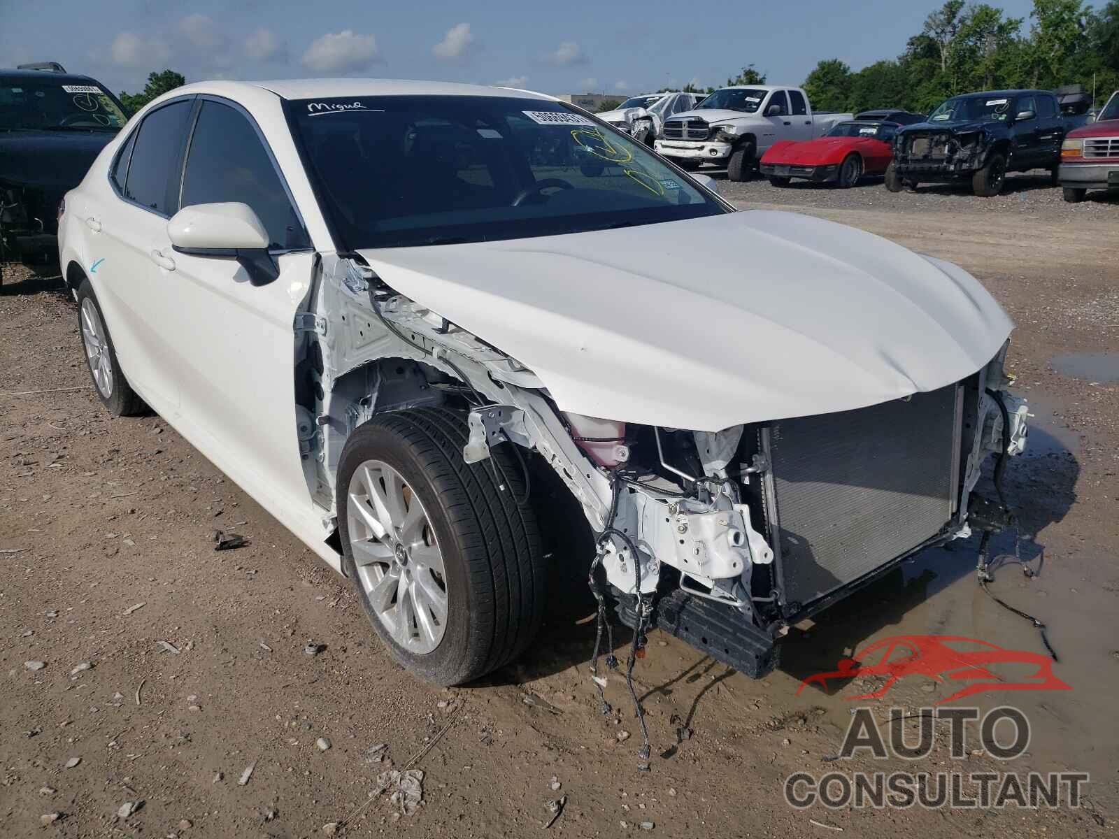 TOYOTA CAMRY 2018 - JTNB11HK1J3005740