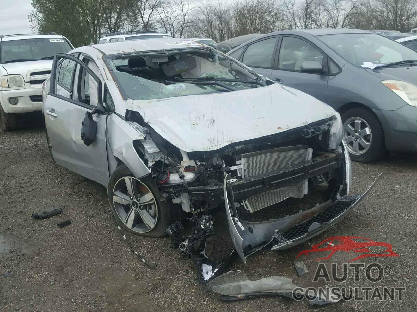 KIA FORTE 2018 - 3KPFL4A75JE245549