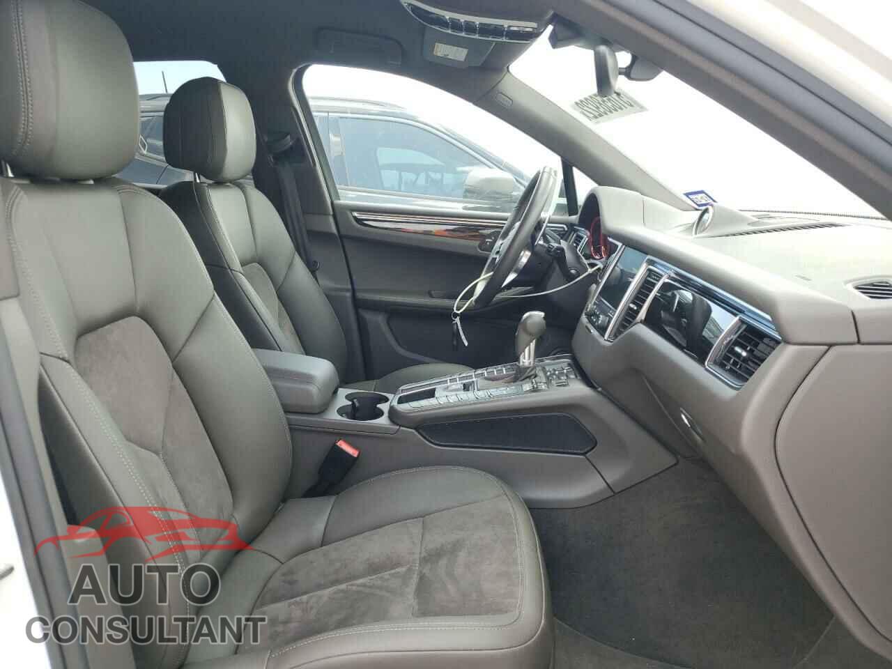 PORSCHE MACAN 2018 - WP1AA2A50JLB10827