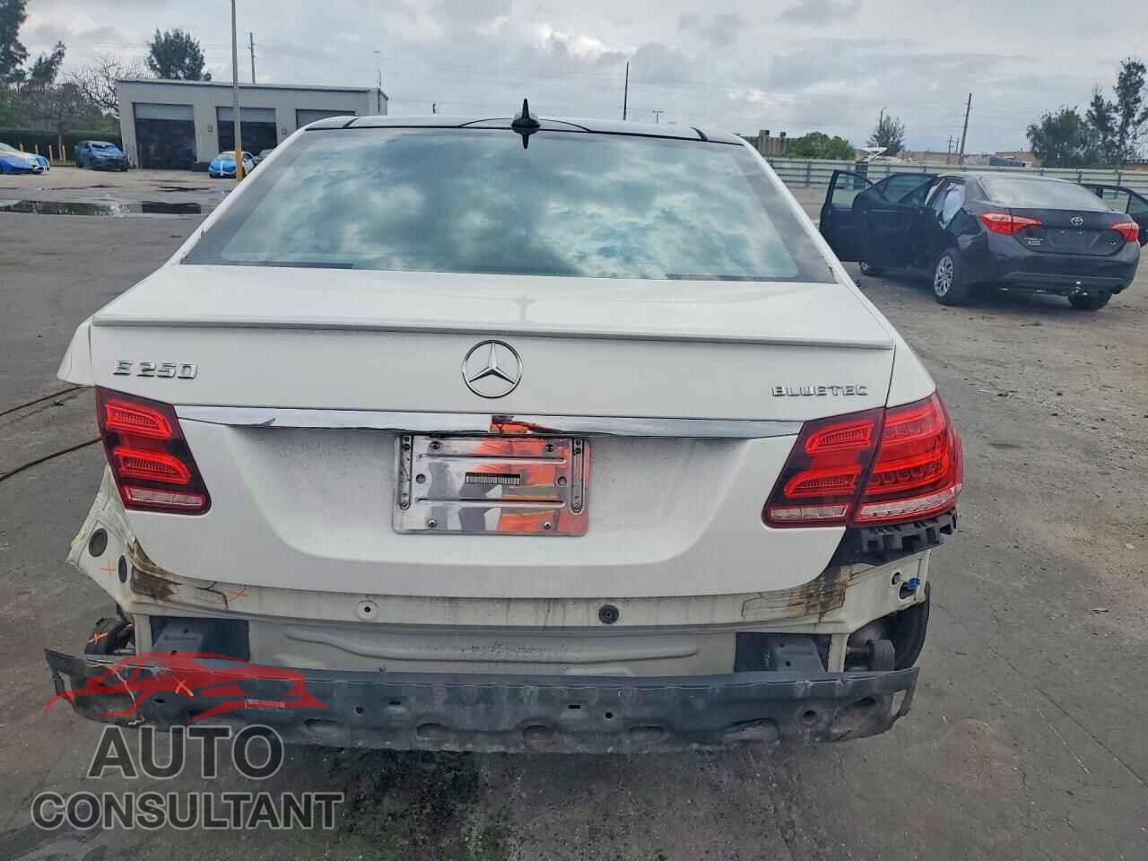 MERCEDES-BENZ E-CLASS 2016 - WDDHF9HB5GB204163