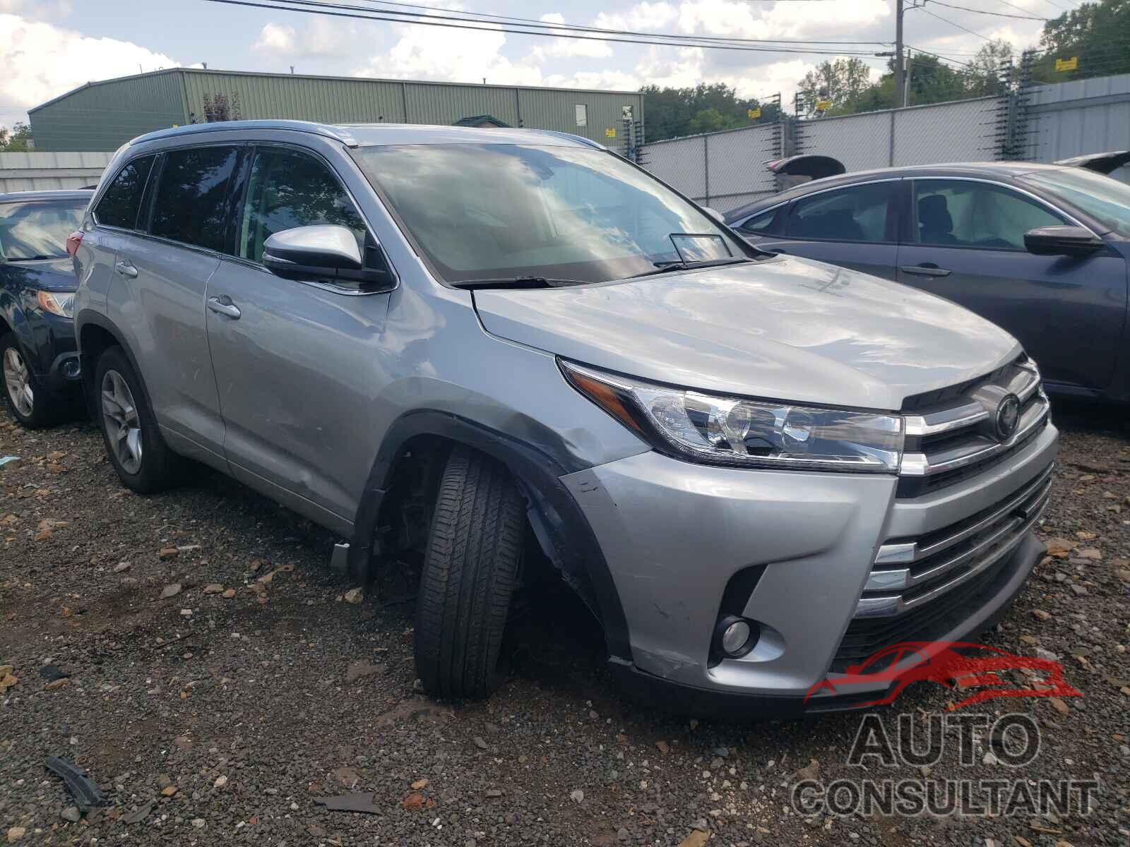TOYOTA HIGHLANDER 2018 - 5TDDZRFH1JS912675