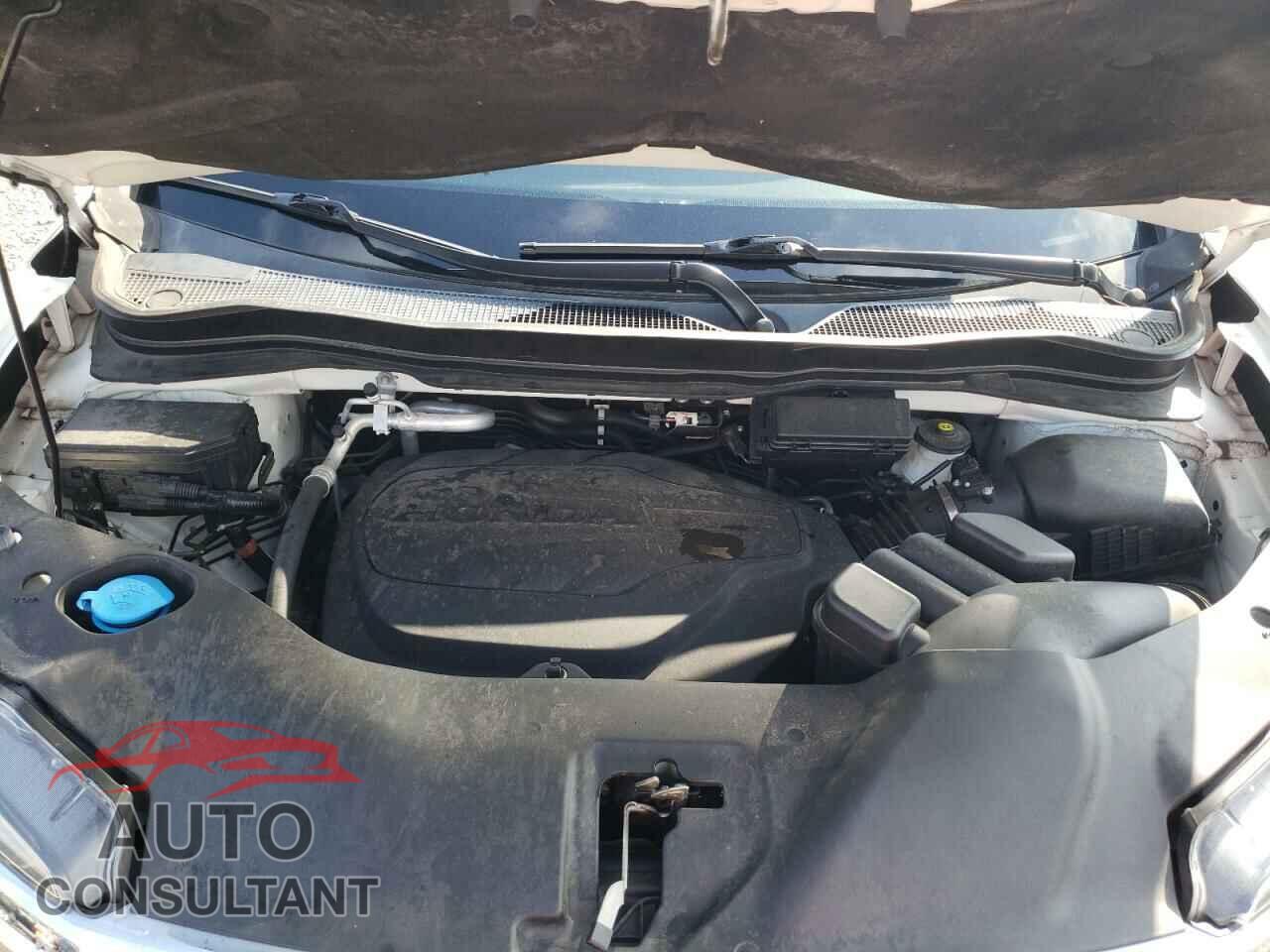 HONDA PILOT 2017 - 5FNYF5H98HB046285