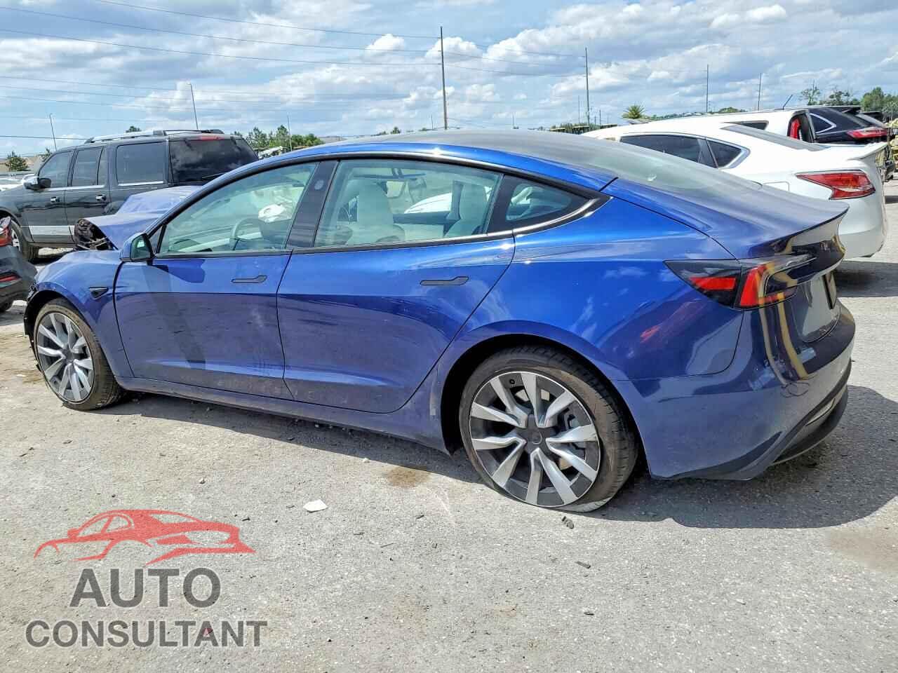 TESLA MODEL 3 2025 - 5YJ3E1EA2SF040364