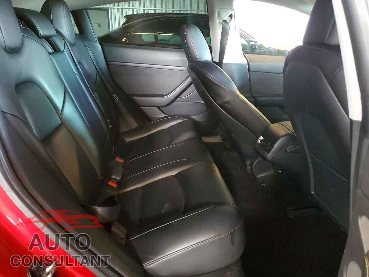 TESLA MODEL 3 2021 - 5YJ3E1EB5MF069756