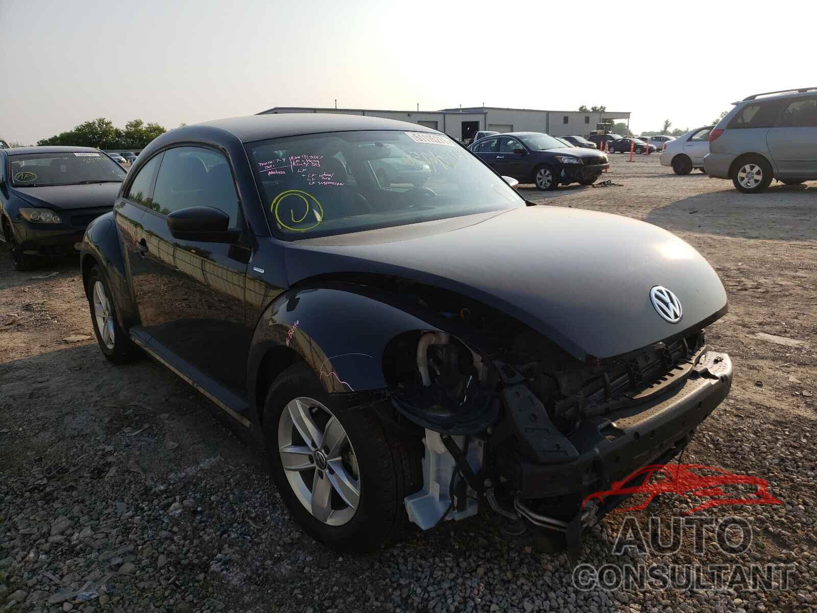 VOLKSWAGEN BEETLE 2016 - 3VWF17AT9GM611237