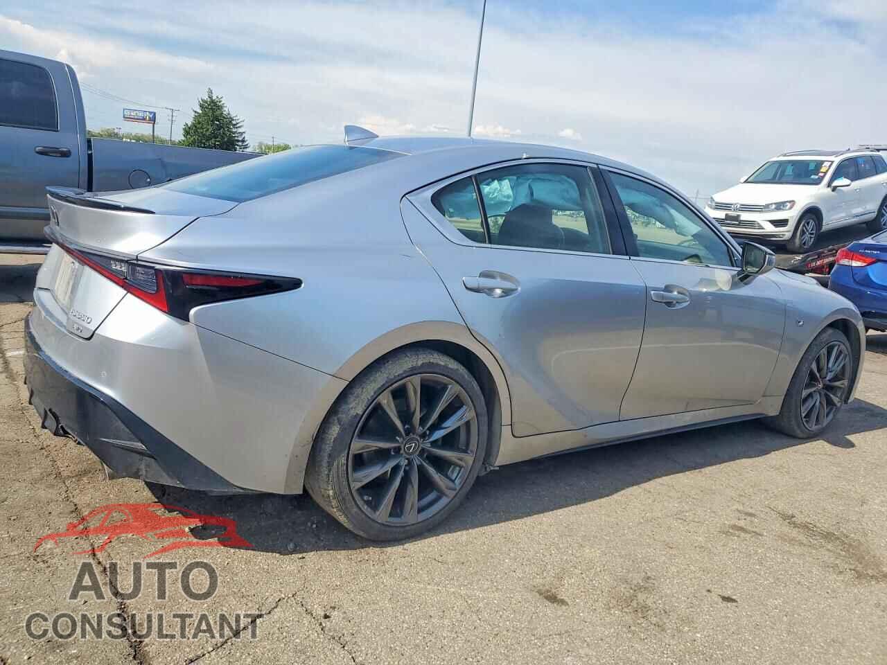 LEXUS IS 2021 - JTHGZ1E28M5022310