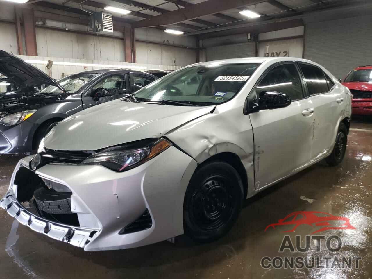 TOYOTA COROLLA 2018 - 5YFBURHE3JP835258