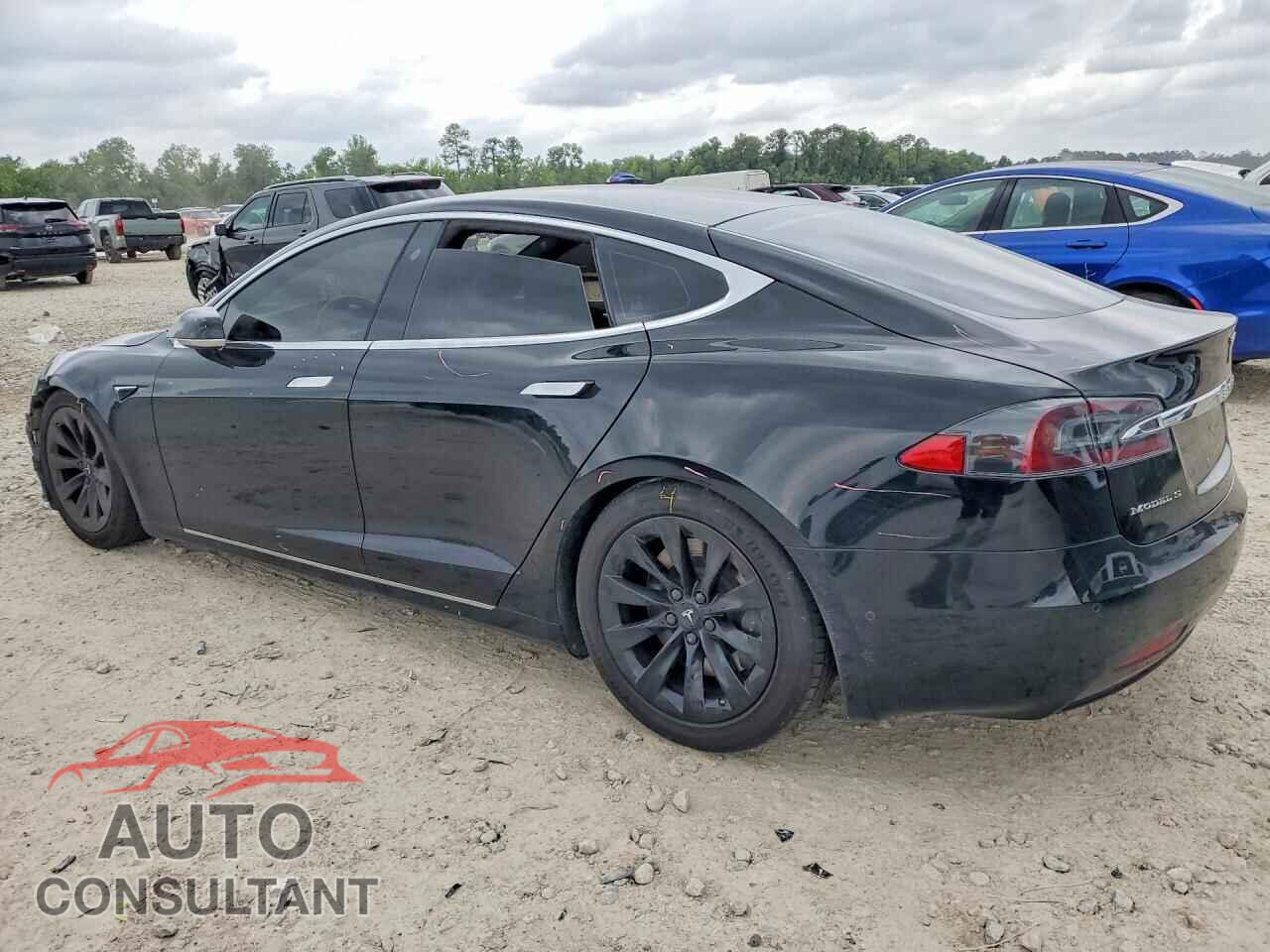 TESLA MODEL S 2017 - 5YJSA1E23HF232157