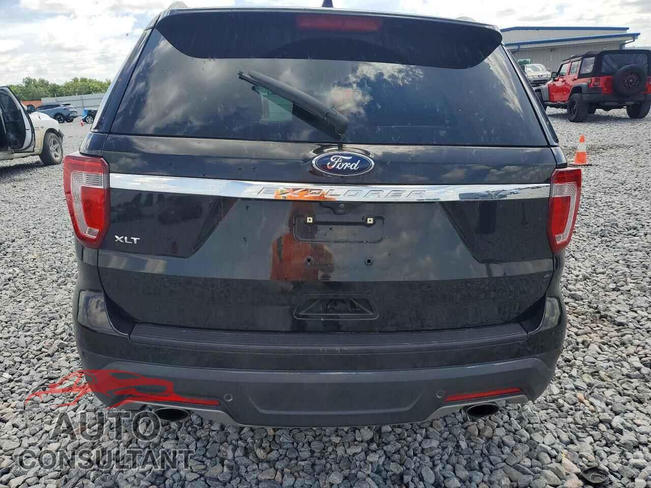 FORD EXPLORER 2018 - 1FM5K7D81JGB52463