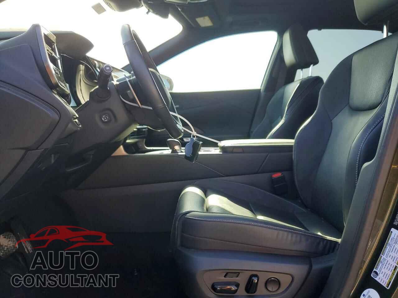 LEXUS UNKNOWN 2023 - 2T2BBMCA8PC005781