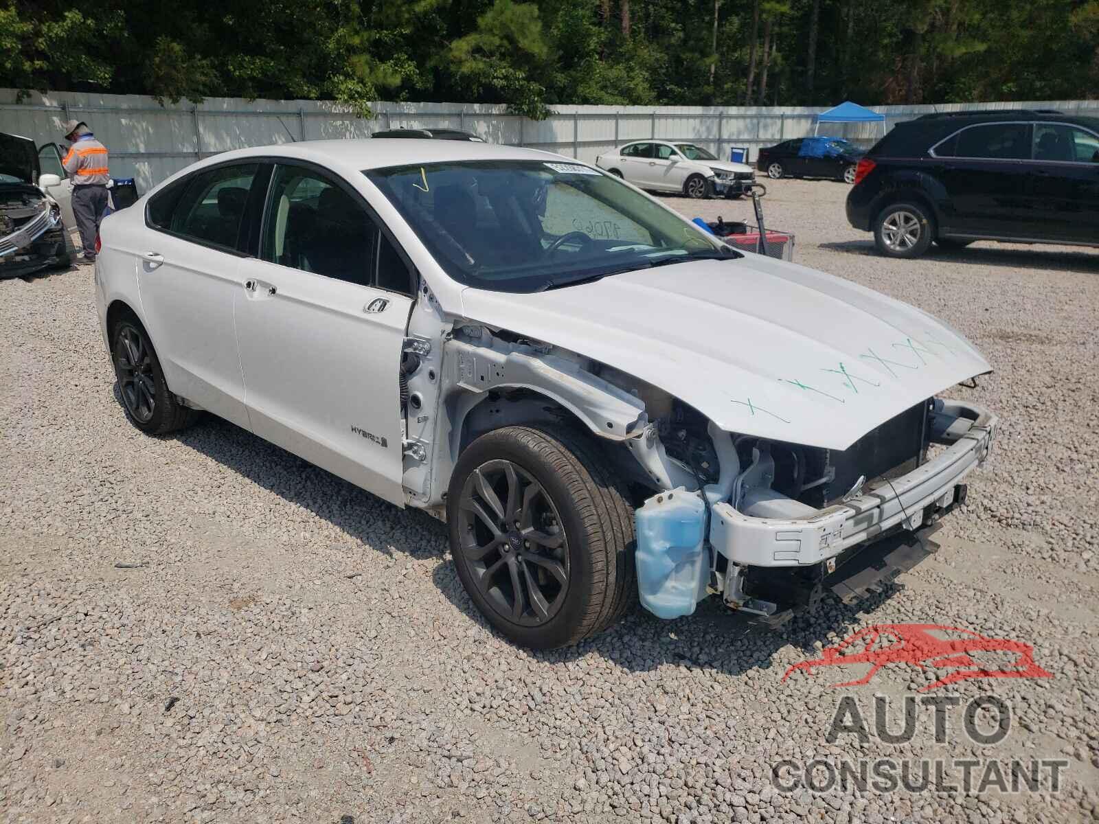 FORD FUSION 2018 - 3FA6P0LU5JR197405