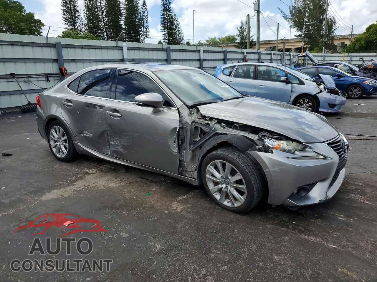 LEXUS IS 2014 - JTHBF1D25E5024201